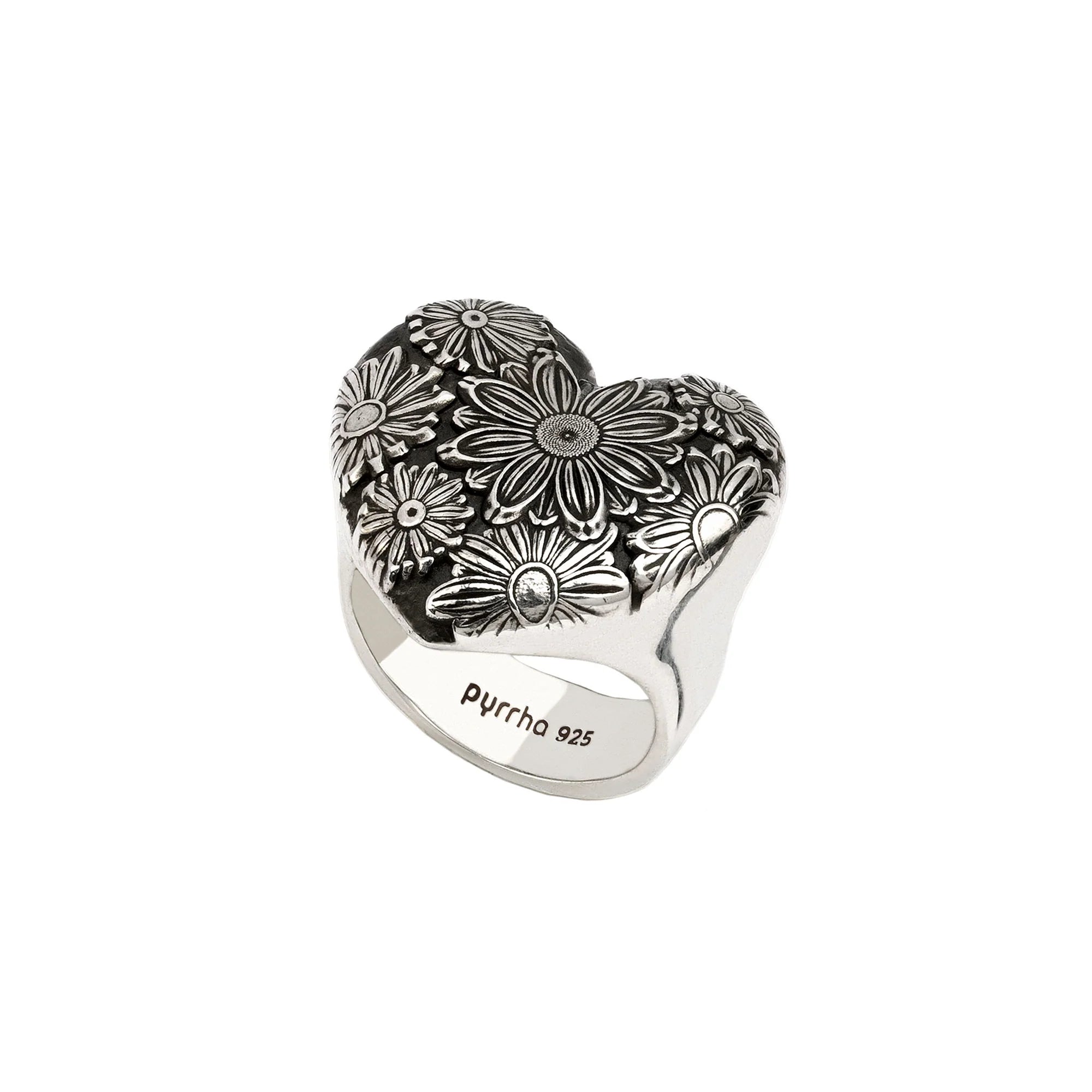 Pyrrha Large Puffed Heart Signet Ring  R15-3102  Daisy