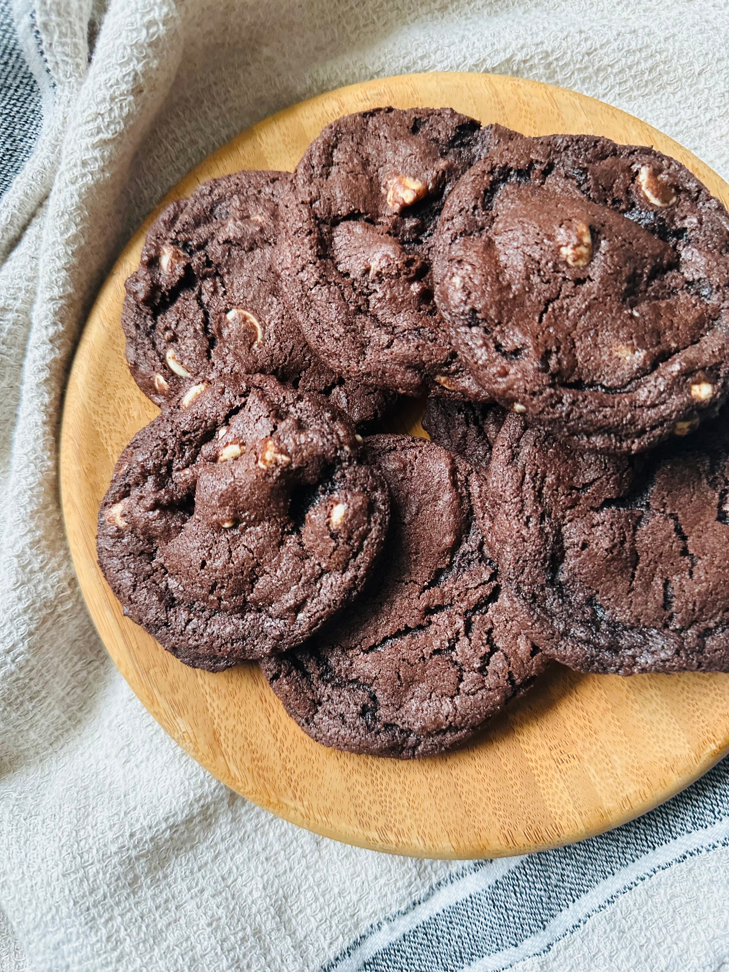 Who Wouldn't Love a Chocolate White Chocolate Chip Cookie?