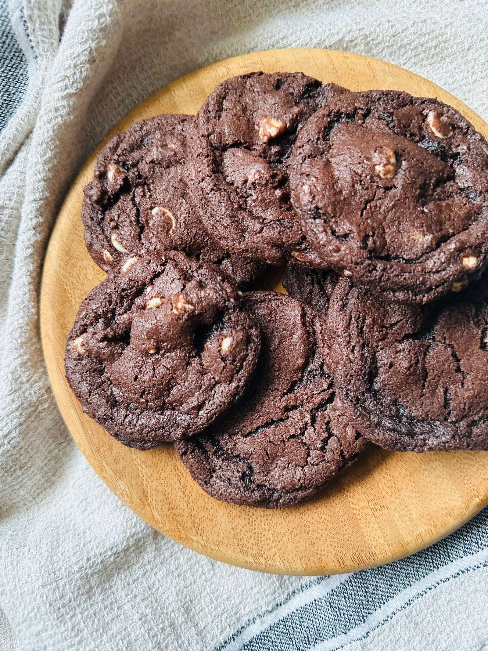 Who Wouldn't Love a Chocolate White Chocolate Chip Cookie?
