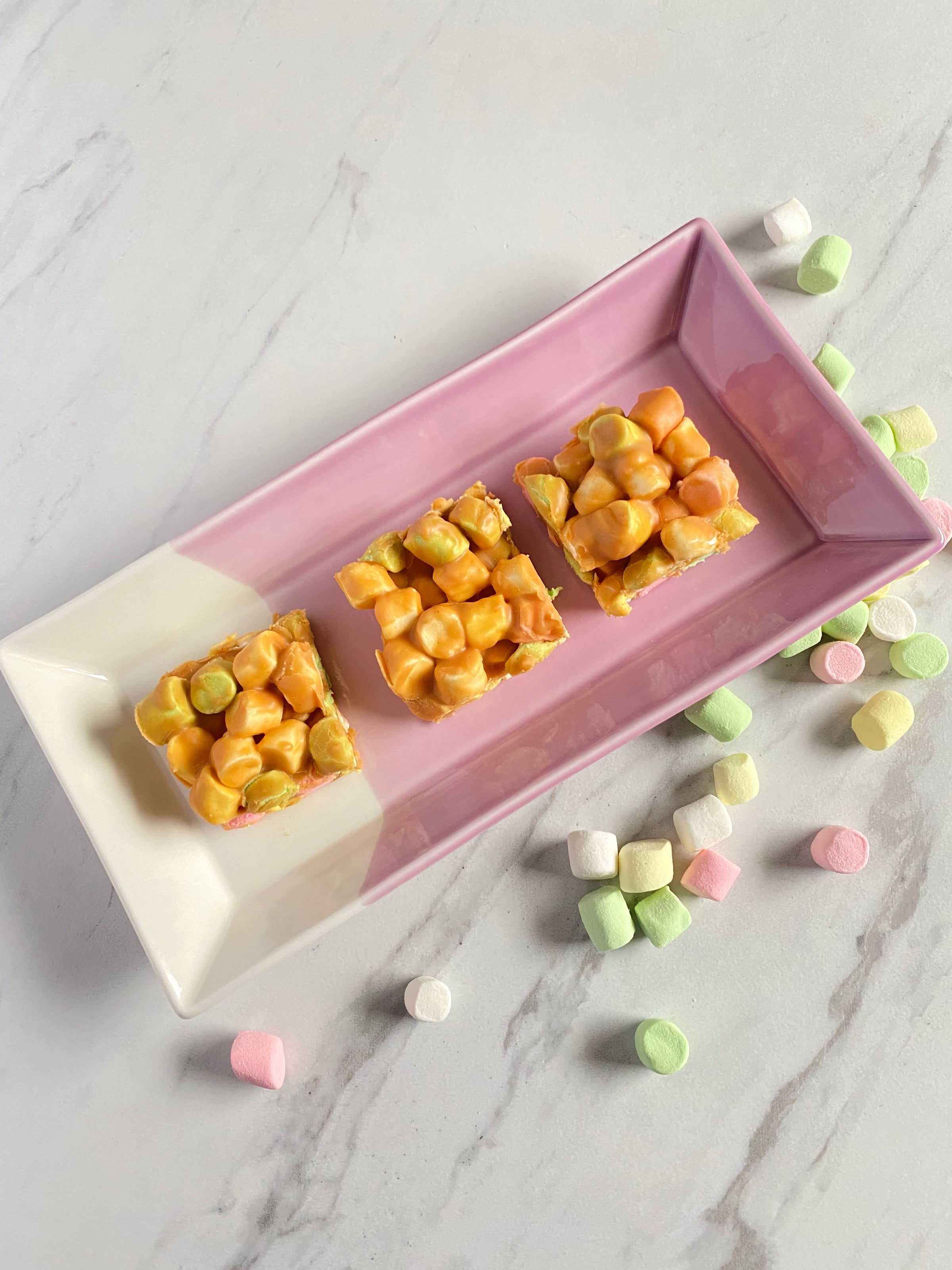 A Classic Bar with 4 Ingredients