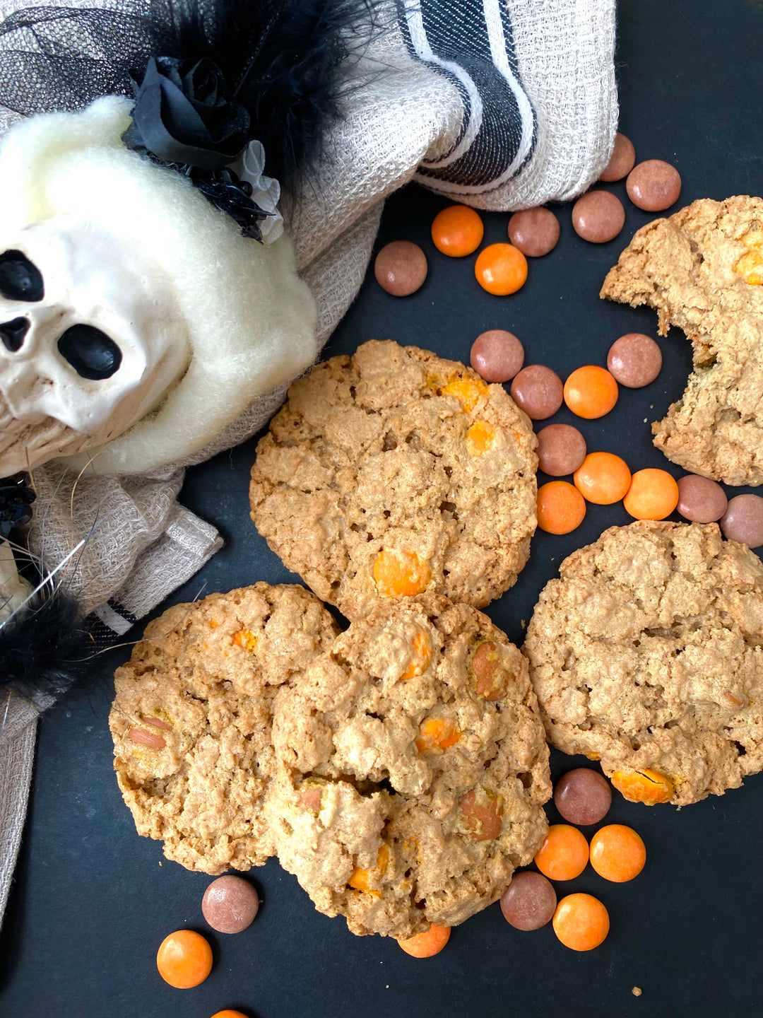A Classic Cookie Turned Halloween👀