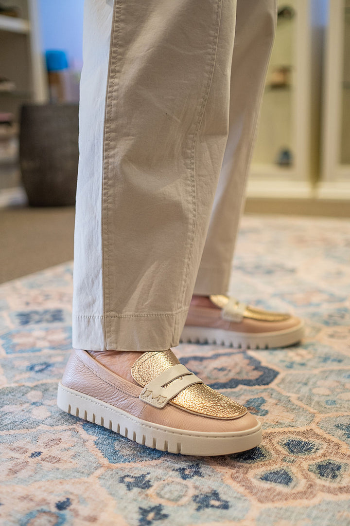 Vionic Uptown Rugby Tan
