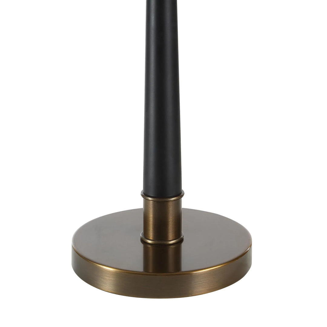 Renwil Table Lamp  LPT1314  Everren Agrinio