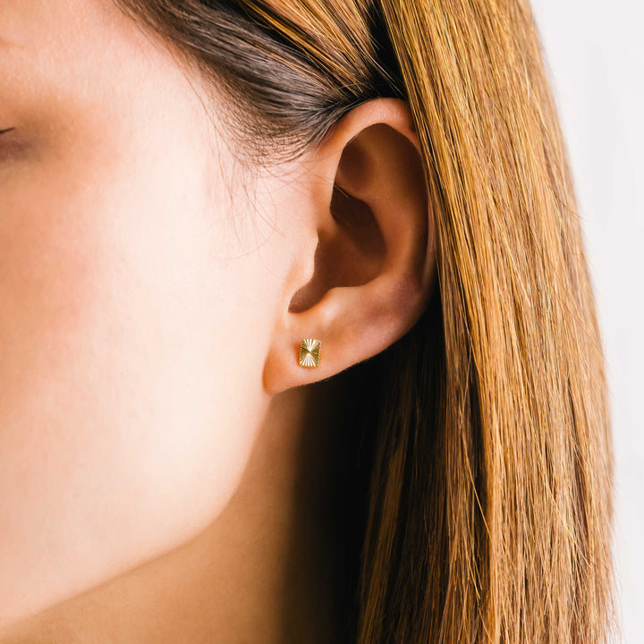 Lovers Tempo Fluted Rectangular Stud