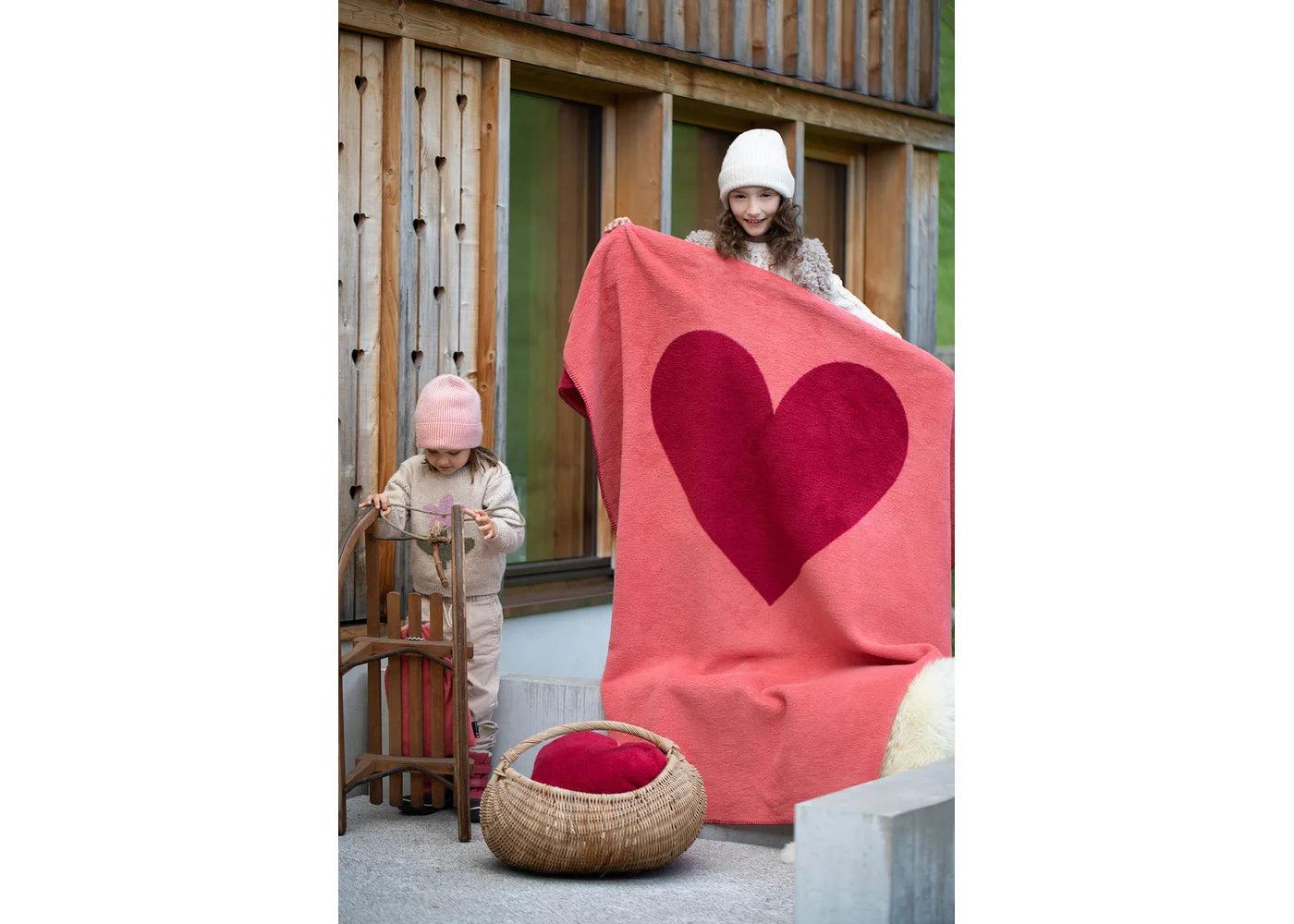 David Fussenegger Savona Throw  22541150  Red Big Heart