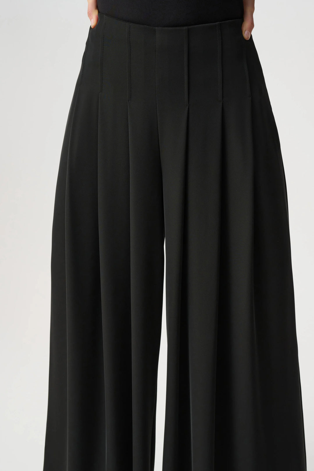 Joseph Ribkoff Woven Twill Wide Leg Pant  263040  Black
