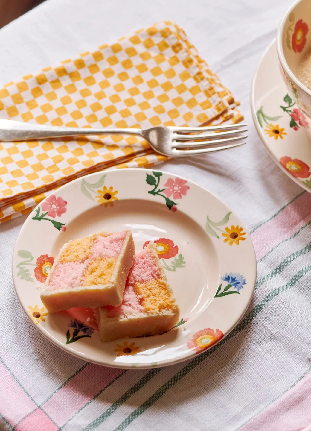 Emma Bridgewater Poppies & Pinks 6.5" Plate