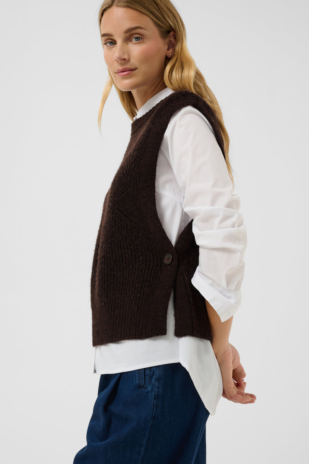 Part Two Charlye Vest  30310831  Mole Melange