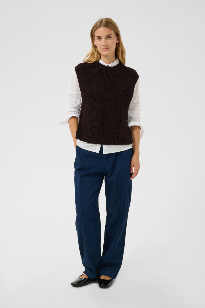 Part Two Charlye Vest  30310831  Mole Melange