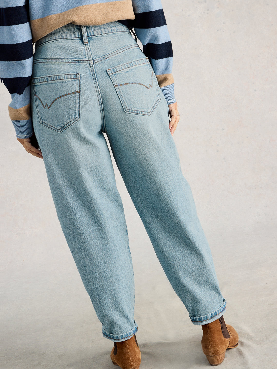 White Stuff Aubrey Barrel Leg Jean  444939  Light Denim