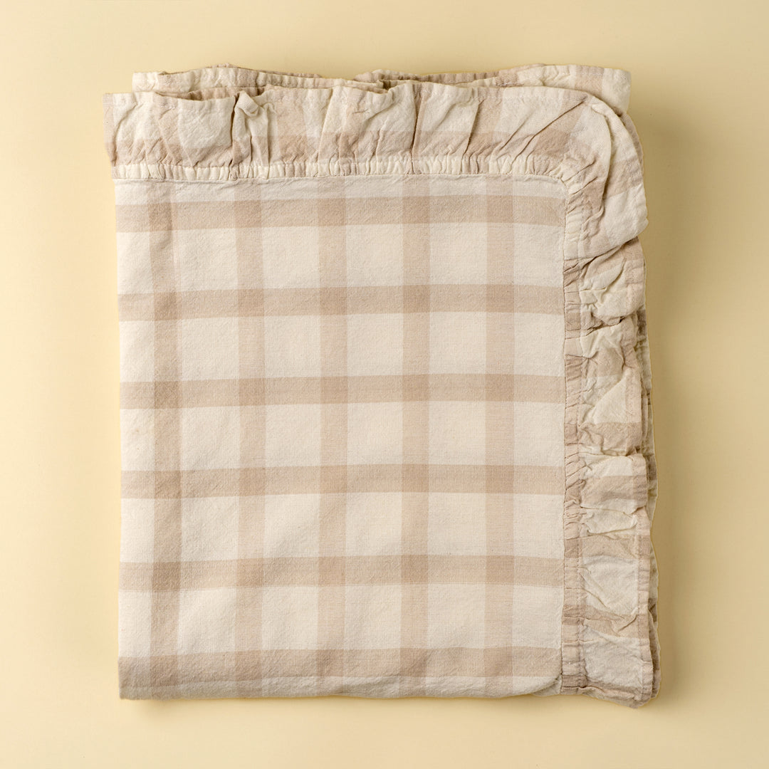Indaba Somerset Ruffle Tablecloth 4-6270