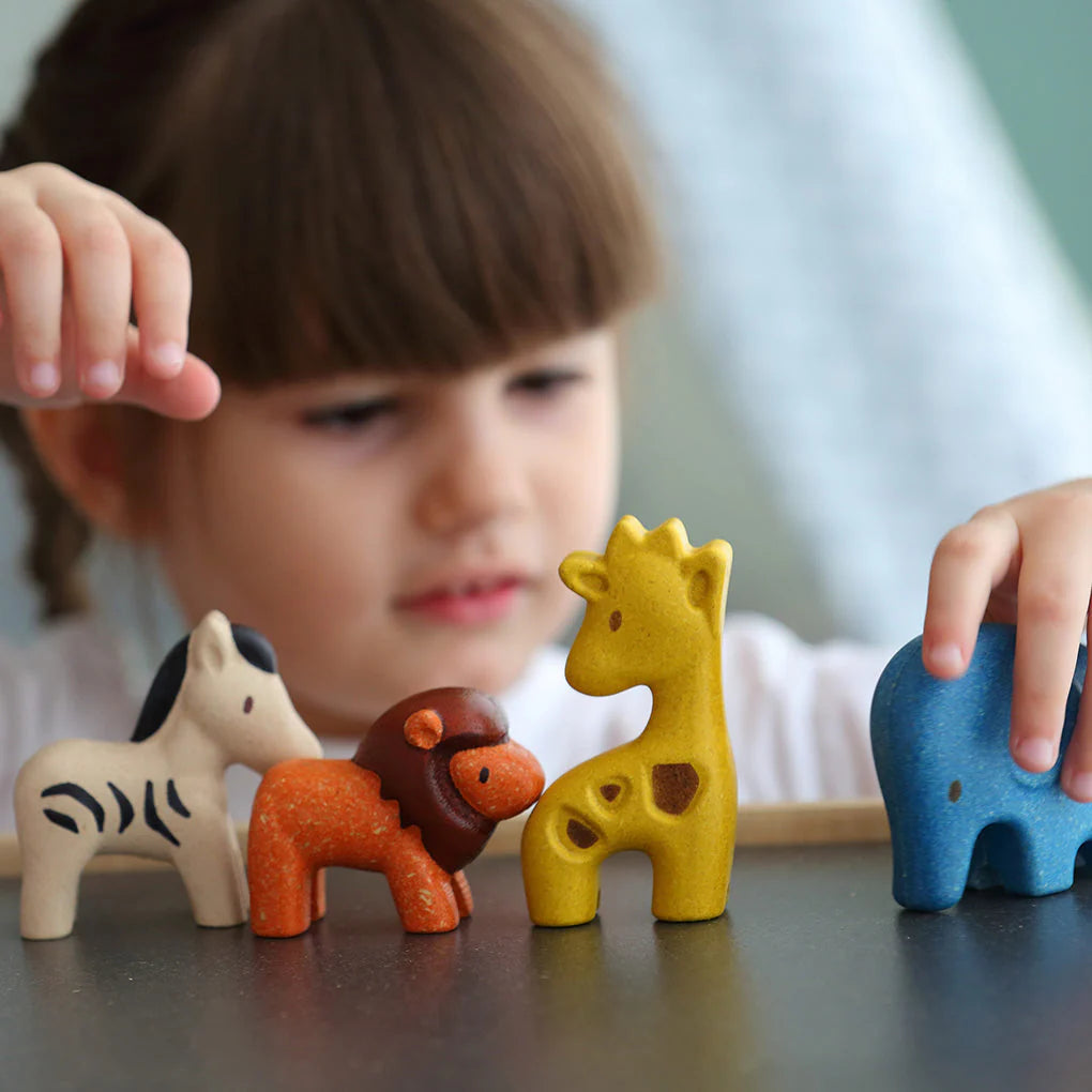 Plan Toys Wild Animal Play Set   6128