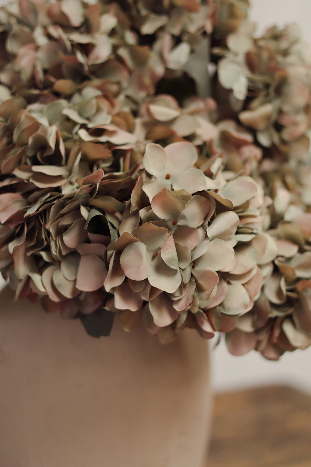 Indaba Autumn Hydrangea Spray  01-8408  Vintage Green