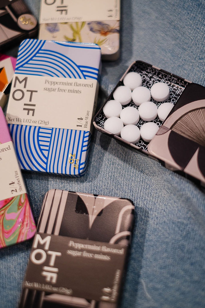 Motif Peppermints  -  Assorted Patterns