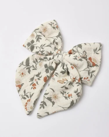 Quincy Mae Baby Girl Holiday Bow   QMA273PKVN   Holiday Floral