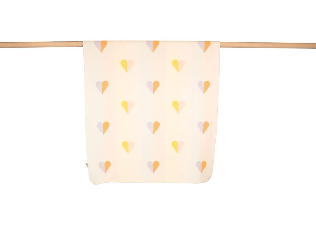 Fussenegger Toddler Juwel Blanket  DF-71936004  Hearts Allover  -  Off White