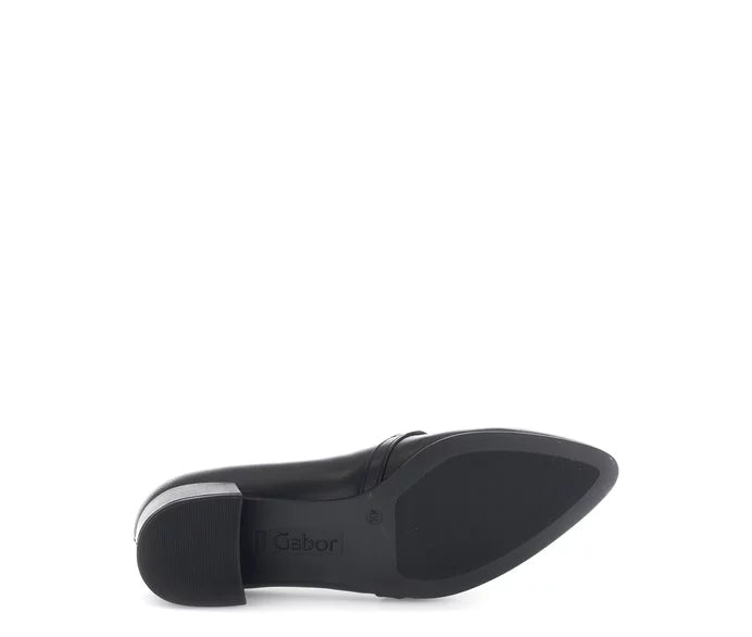 Gabor Pump with Strap  61.432.27  Black