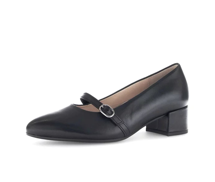 Gabor Pump with Strap  61.432.27  Black