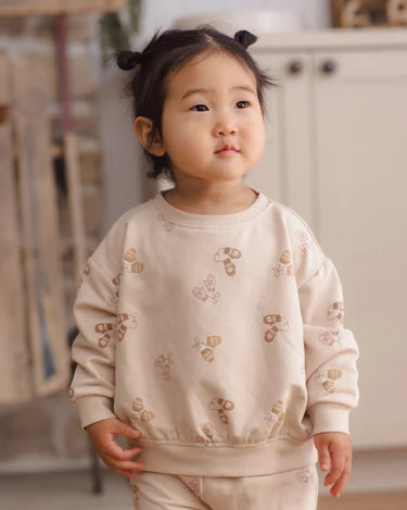 Quincy Mae Baby Relaxed Fleece Sweatshirt   QM454KATE   Mittens