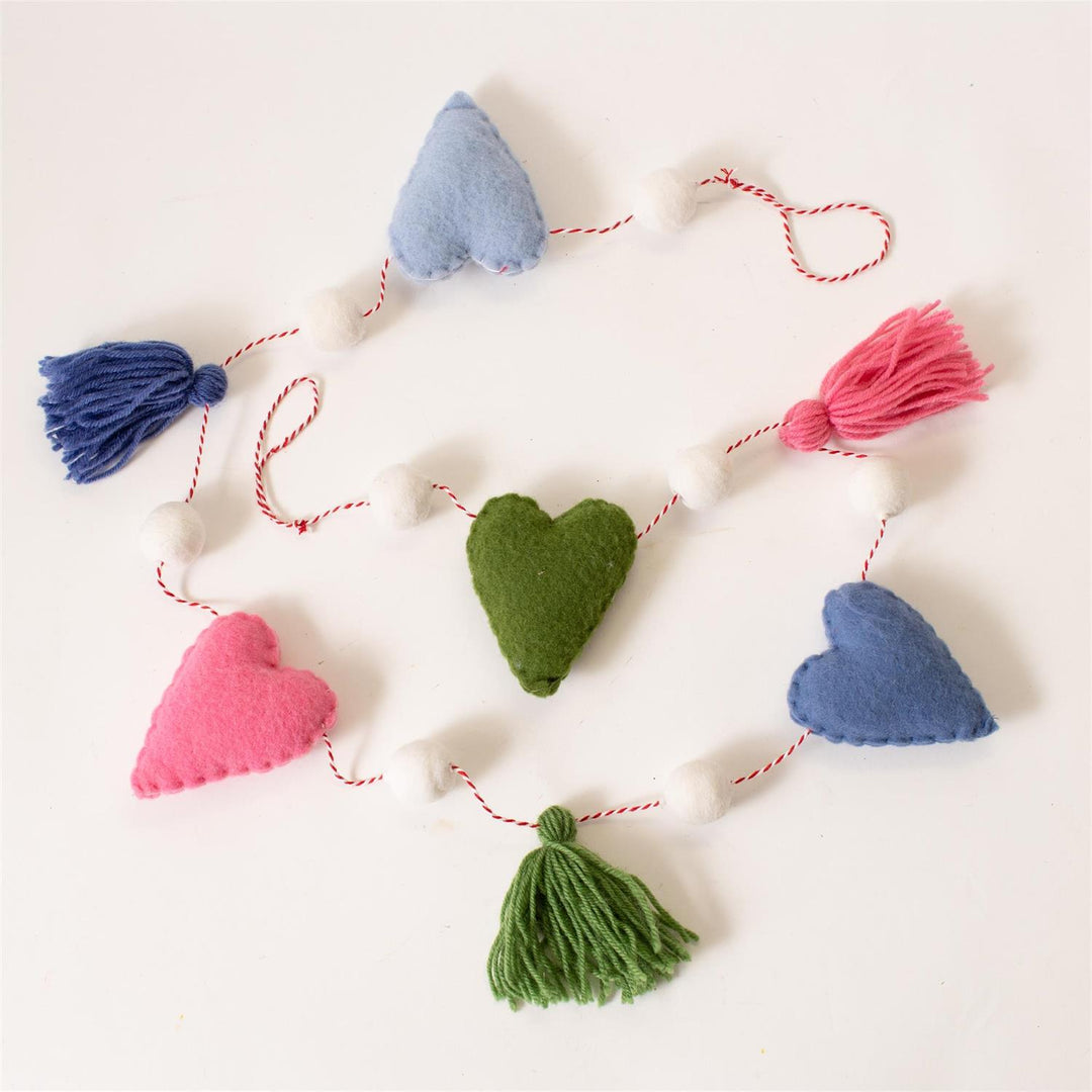 Audrey's Felt Heart Garland 8FA2289