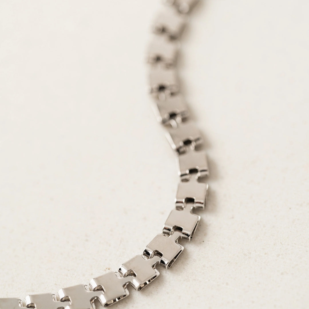 Lovers Tempo Bowie Necklace