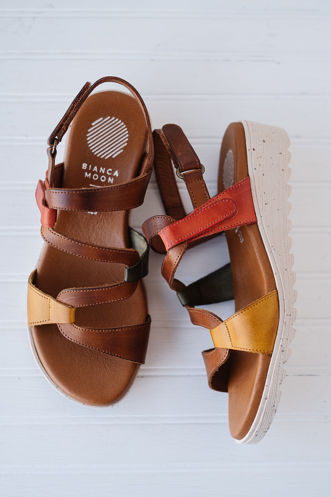 Bianca Moon Libertad 1683 Sandal Roble*