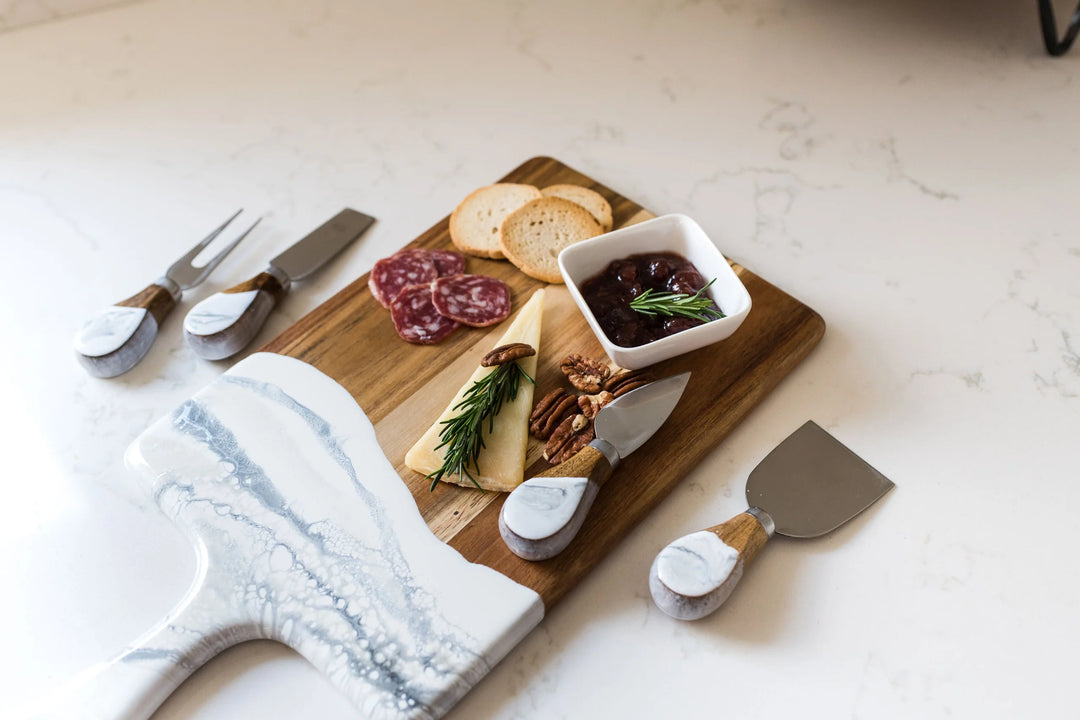 Lynn & Liana Large Resin Coated Cheese Knife Set