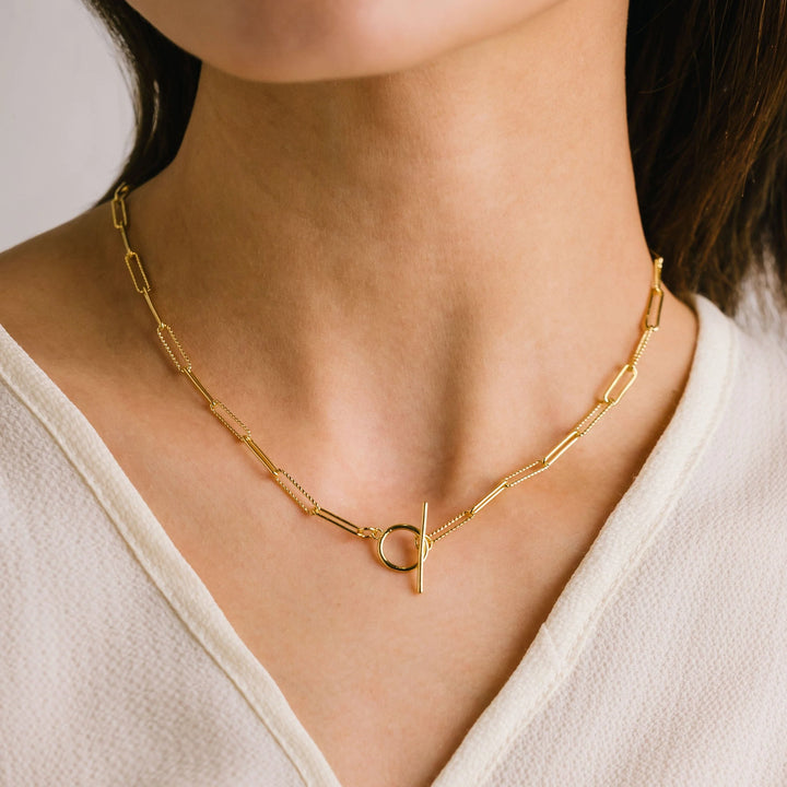 Lovers Tempo Dainty Paperclip Toggle Bracelet