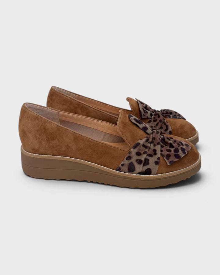 Django & Juliette Oclem Lt Choc Leopard
