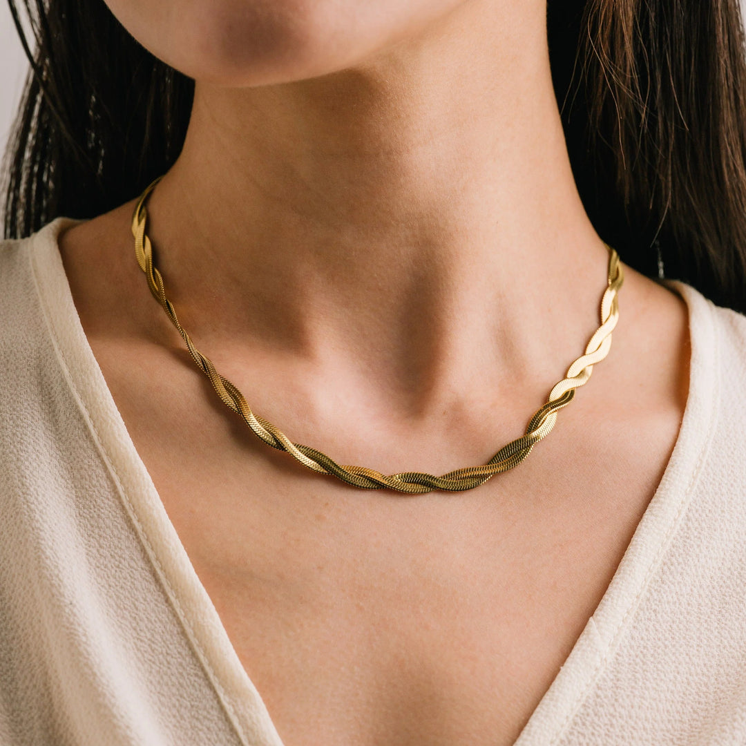 Lover's Tempo Josie Twist Necklace