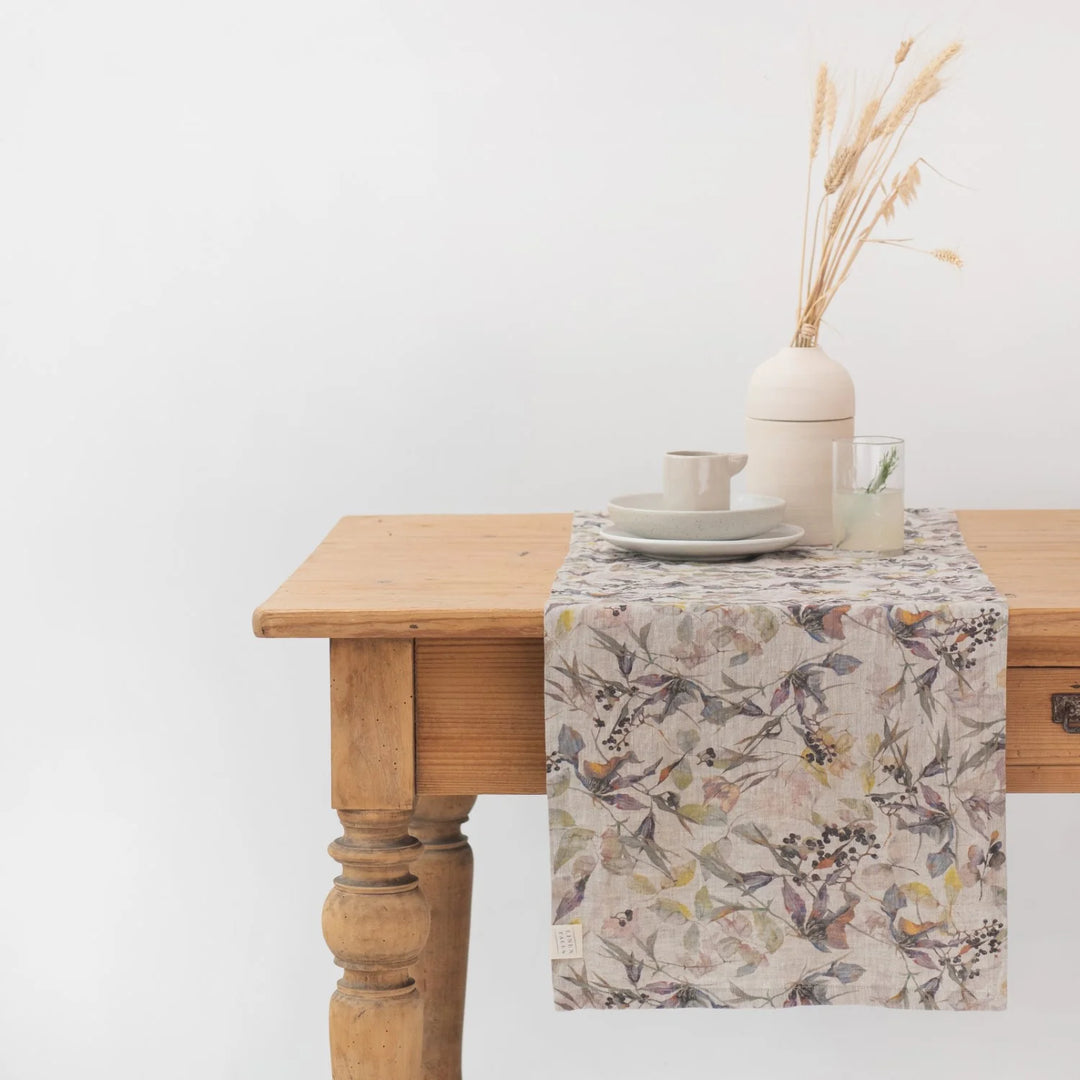 Linen Tales Tablerunner Meadow On Natural