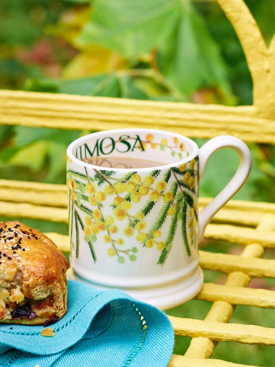 Emma Bridgewater Mimosa 1/2 pt. Mug