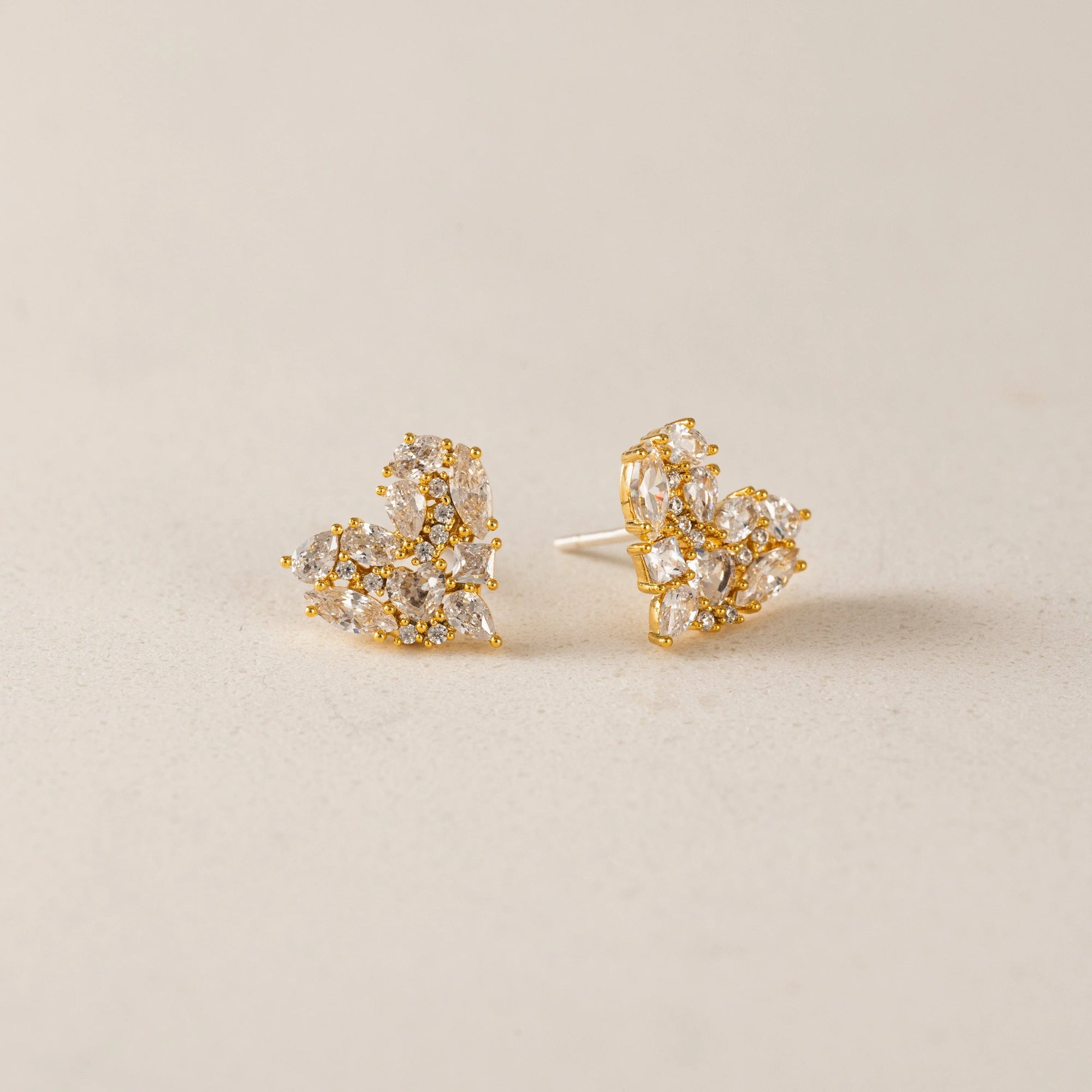 Lovers Tempo Debut Mini Heart Stud Earrings
