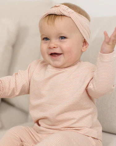 Quincy Mae Baby Girl Knotted Headband   QMA017PNNY   Melon Micro Stripe
