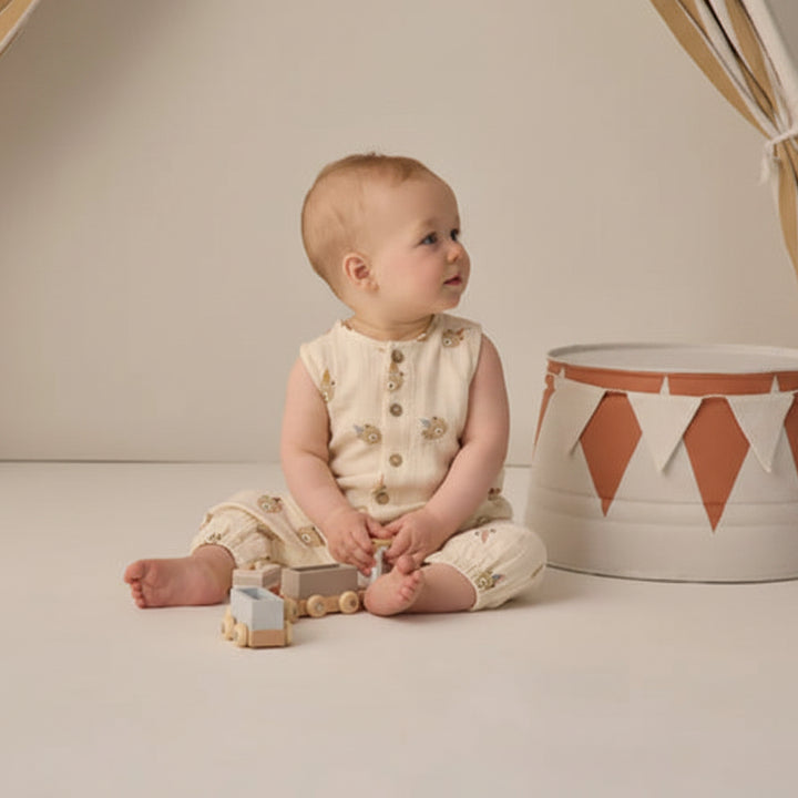 Quincy Mae Baby Woven Jumpsuit   QM047FILP   Party Bears
