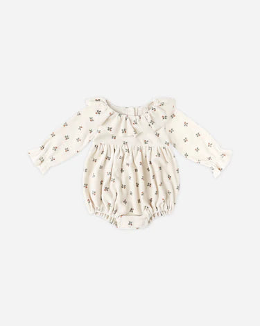 Quincy Mae Baby Girl Wendy Romper   QM587ARTX   Holly Berry