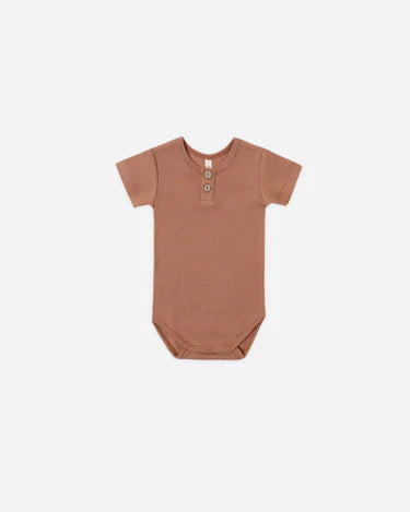 Quincy Mae Baby Ribbed Henley Bodysuit   QM614PUNS   Poppy