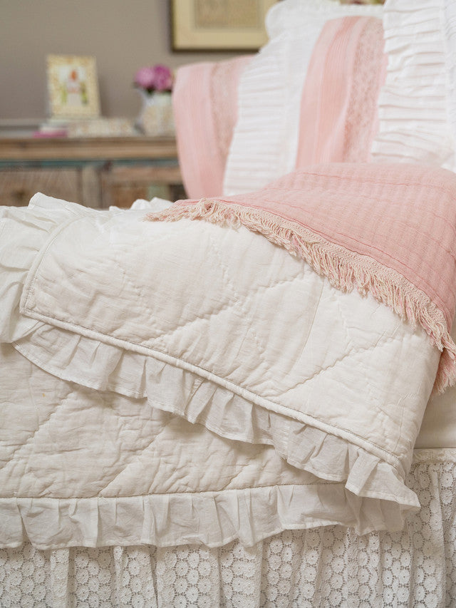 April Cornell Pretty Pintuck Quilt  Queen White