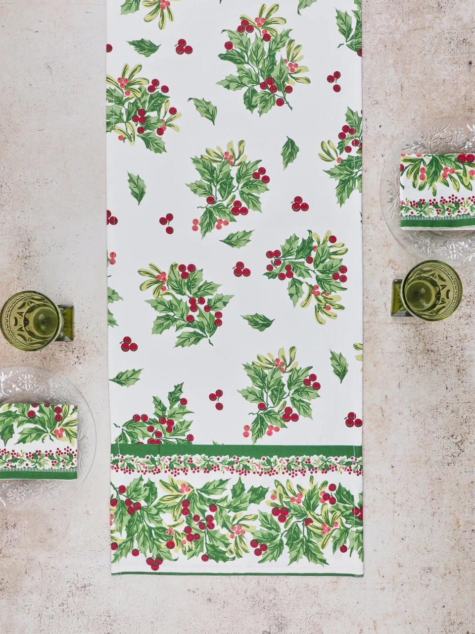 April Cornell Snowberry Table Runner