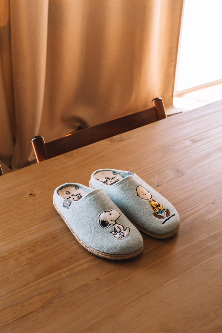 Toni Pons Snoopy Slipper (Cel)