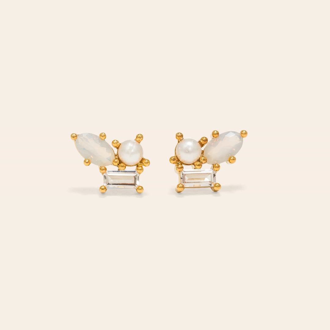 Lovers Tempo Sonata Pearl Stud