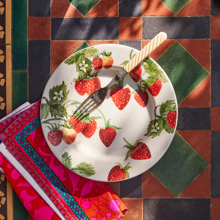 Emma Bridgewater Strawberries Plate 8 1/2"