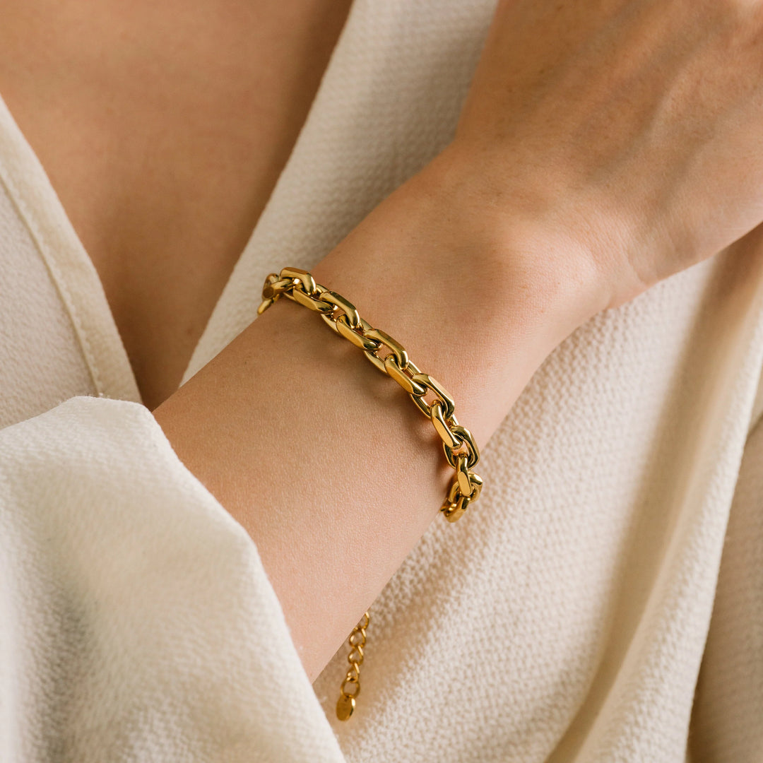 Lover's Tempo Veya Chain Bracelet
