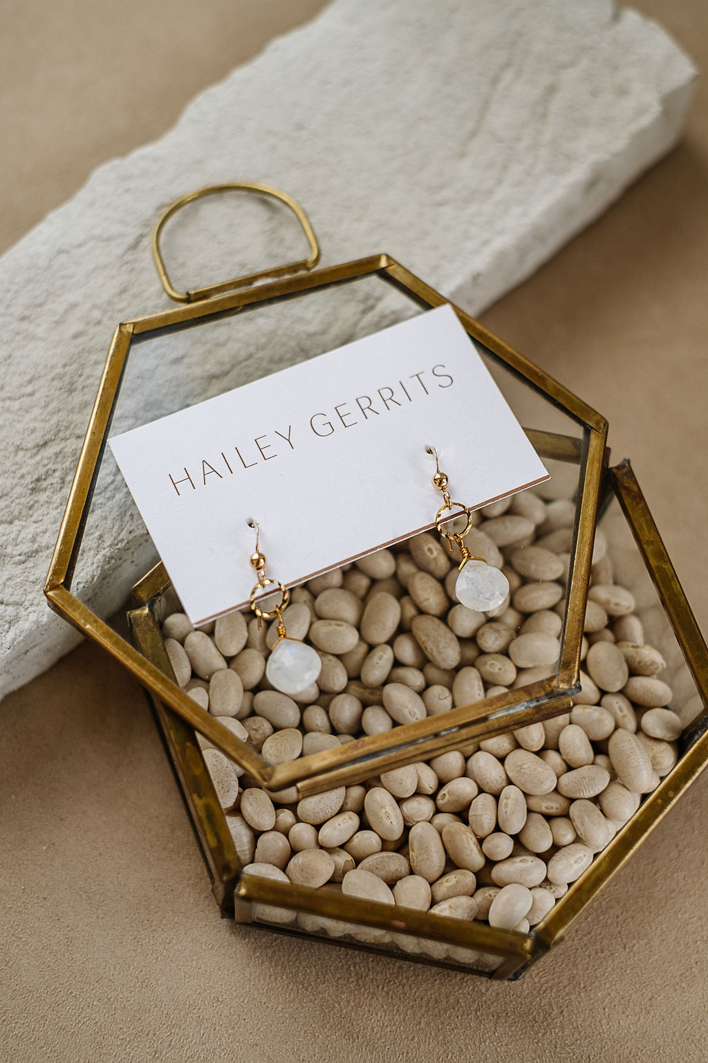 Hailey Gerrits Classic Sidra Moonstone Earring E01MN