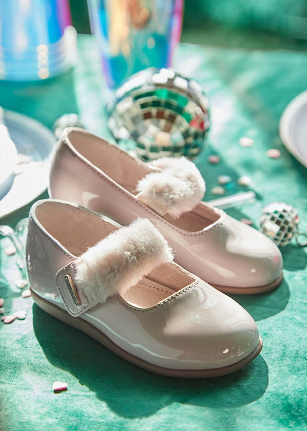 Mayoral Girls Patent Leather Mary Janes   42557-27   Crudo