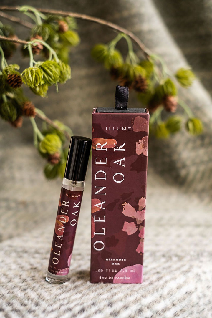 Illume Petite Perfume Spray  -  Oleander Oak