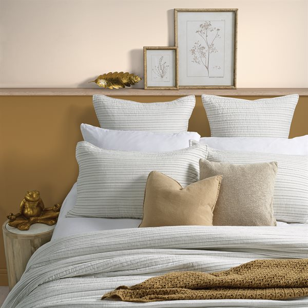 Brunelli Corey Ivory Quilt with Stripes