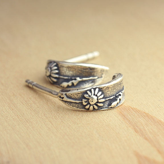 Marmalade Daisy Huggie - Silver