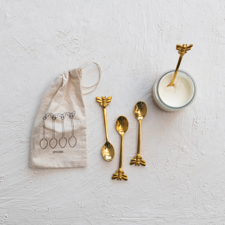 Creative Coop Brass Spoons with Bee  Set/4 in Pouch   DF7819