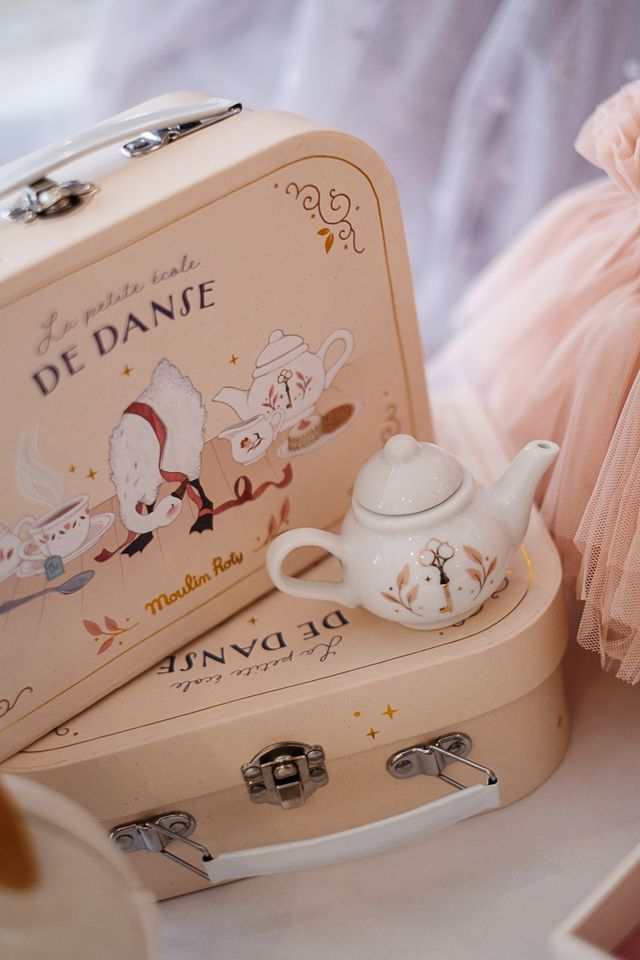 Moulin Roty Petit Ecole de Danse Tea Set  667152